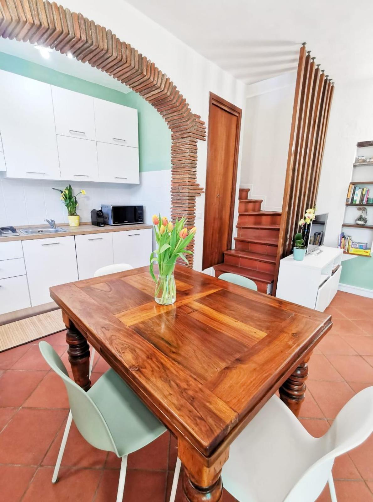 Casa Arya - Independent House - Near The Walls Lucca Bagian luar foto