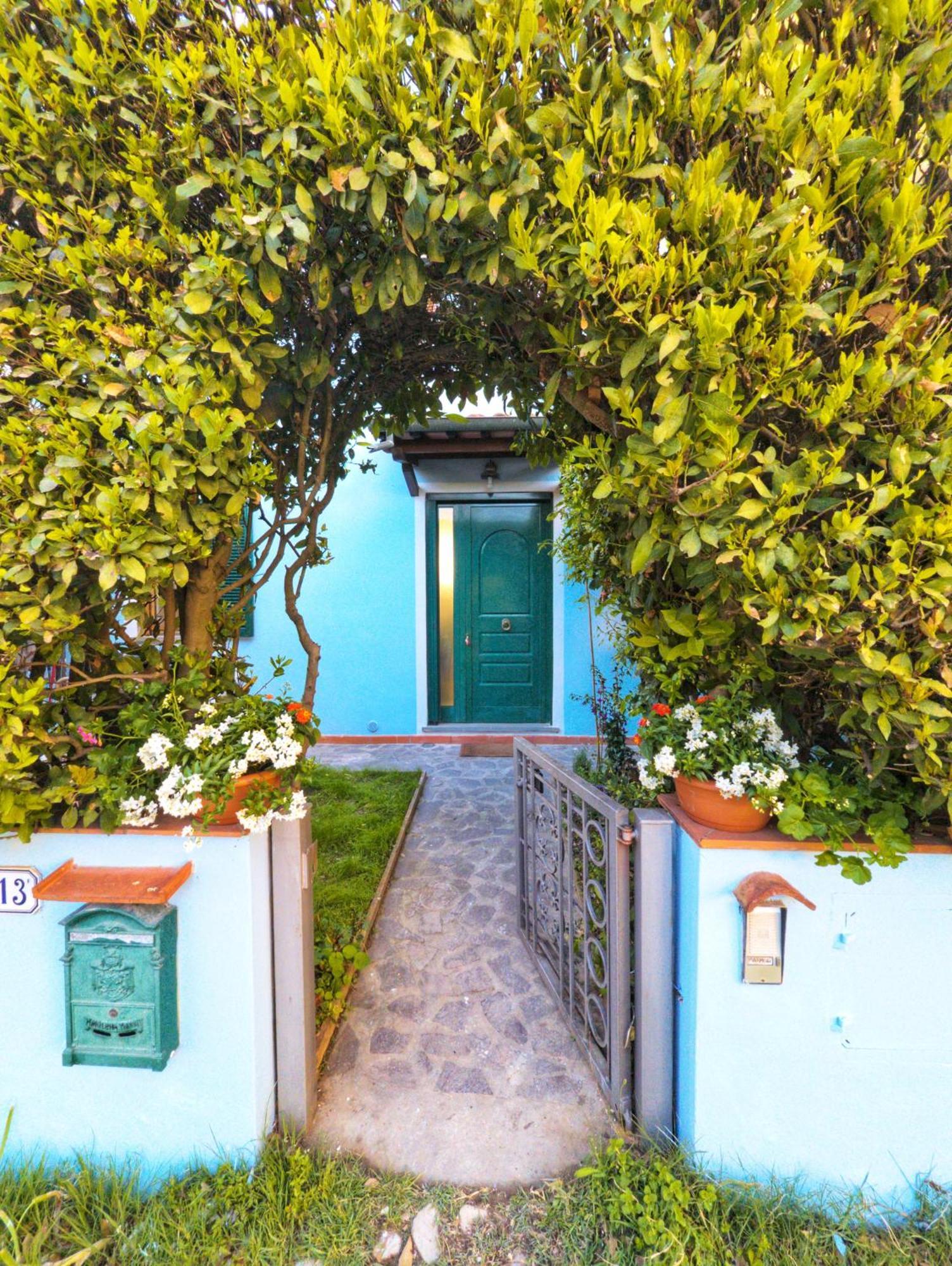 Casa Arya - Independent House - Near The Walls Lucca Bagian luar foto